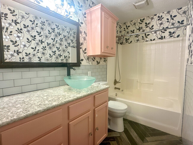 Building Photo - 6720 10th St