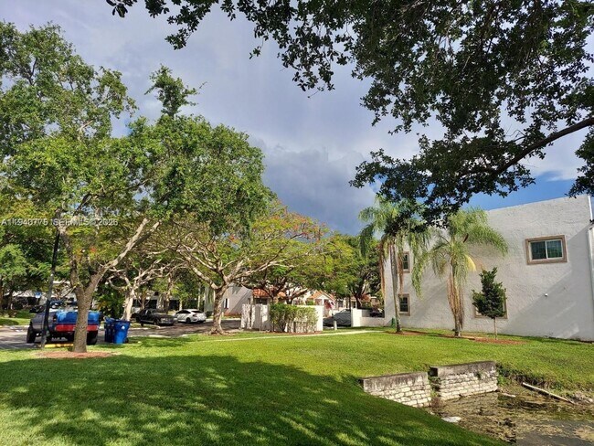 Building Photo - 9537 NW 42nd St