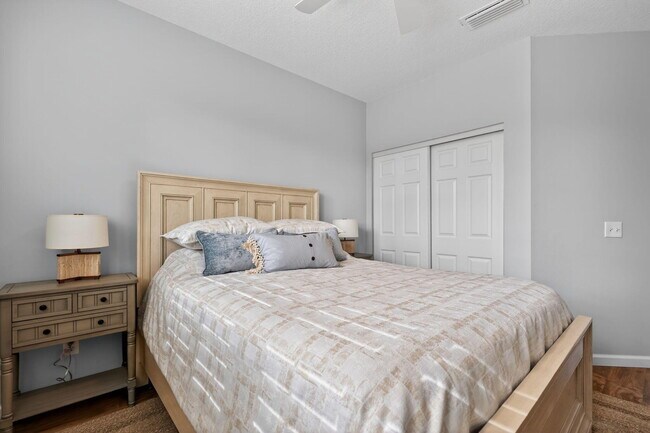 Building Photo - 3069 Mainsail Cir