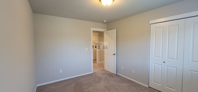 Building Photo - Stunning 3 bd House in Lacey!