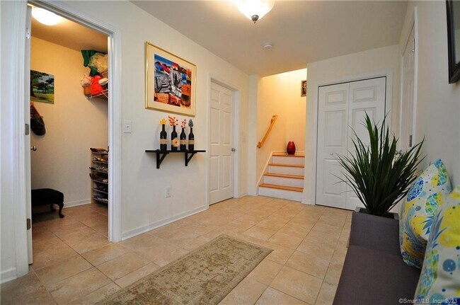 Building Photo - 192 Pepin Pl