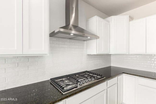 Building Photo - 8529 S 67th Dr