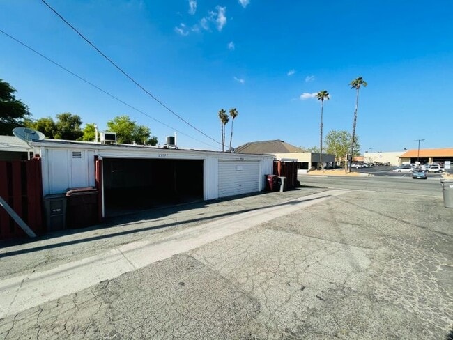 Building Photo - 27127 Sun City Blvd
