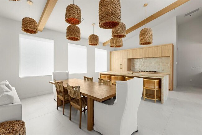 Building Photo - 150 51st St N