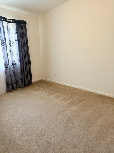 Building Photo - 1168 Fernwood Way