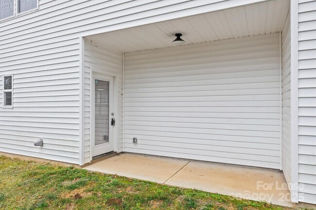 Building Photo - 1914 White St