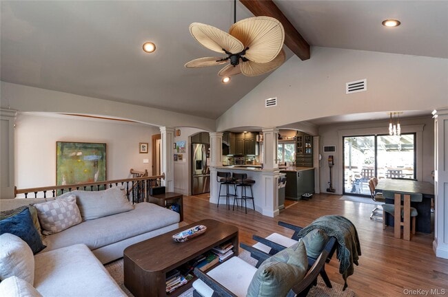 Building Photo - 602 Palmer Dr