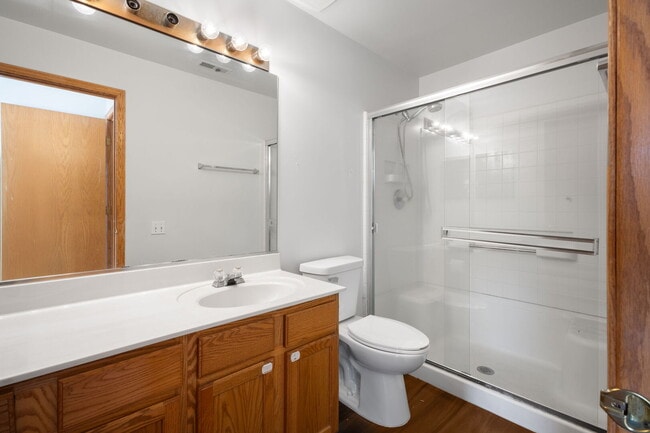 Building Photo - 2877 Stonewater Dr