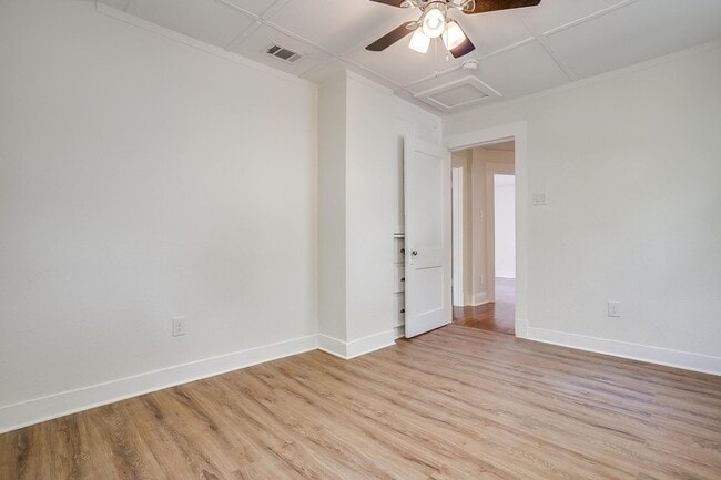 Building Photo - Large Newly Remodeled Home in Historic Fai...