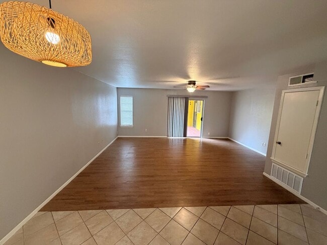 Building Photo - 5149 Middlecoff Cir