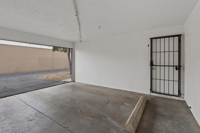 Building Photo - 1417 Elizabeth Ave