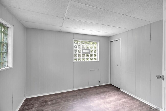 Building Photo - 12710 Kelly Rd