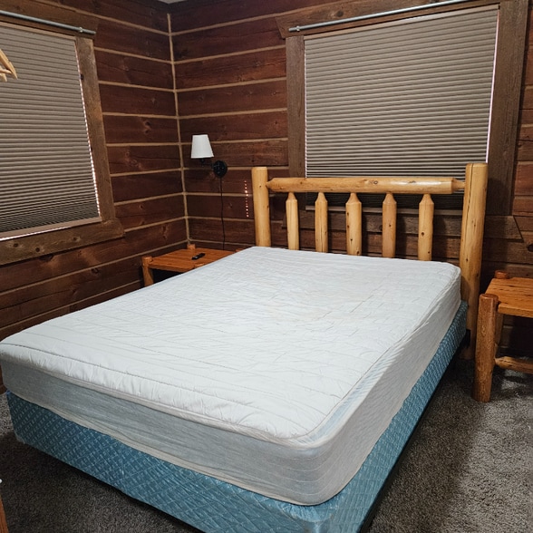 Building Photo - 424 Overlook Ct