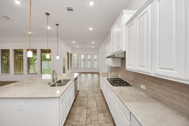 Building Photo - 14807 Providence Manor Way