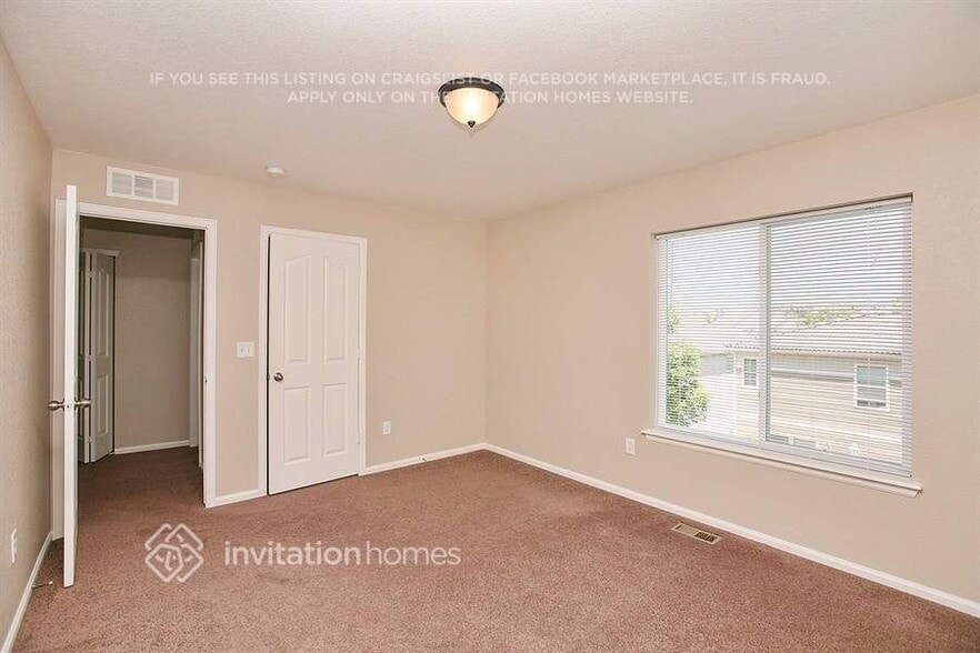 Building Photo - 2302 Quartz St