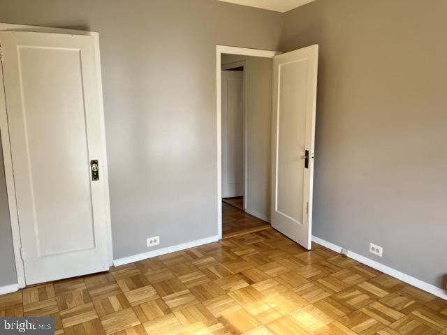 Building Photo - 1634 Ripon Pl