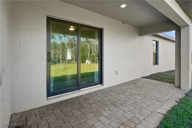Building Photo - 862 Winwood Cir