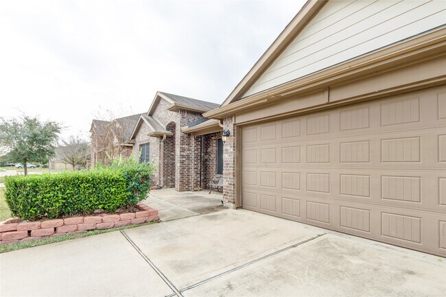 Building Photo - 9322 Limestone Ranch Ln