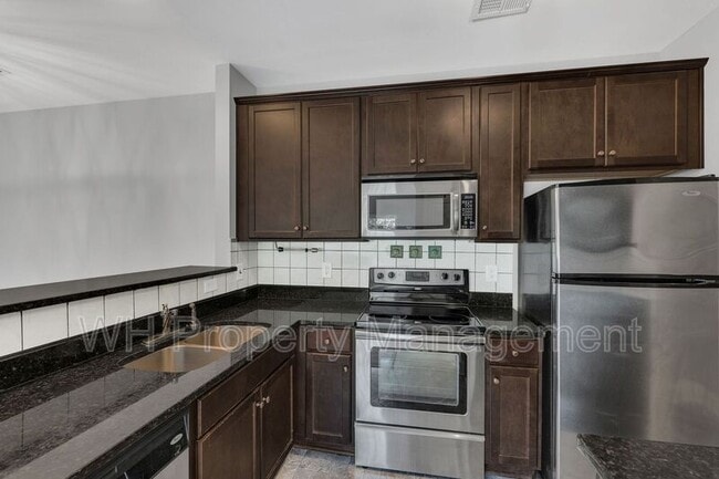 Building Photo - 4846 Bevendean Dr