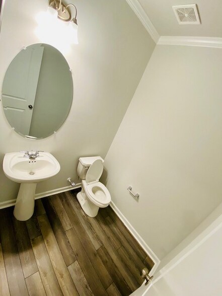 Building Photo - 1346 Rosepine Drive