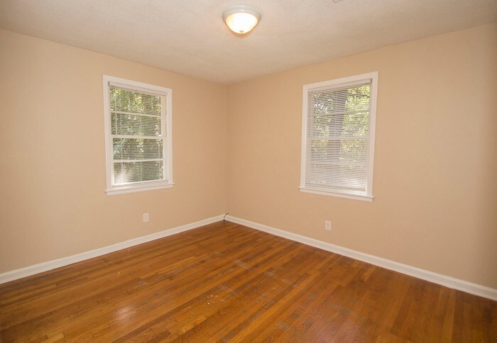Building Photo - 1707 Long Shadow Ln