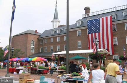 Building Photo - 545 E Braddock Rd