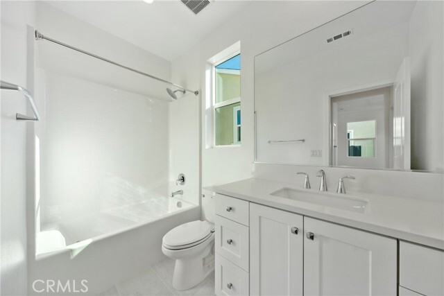 Building Photo - 322 Proctor