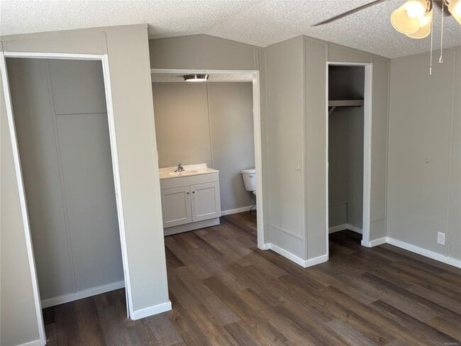 Building Photo - 1322 Aquila Dr