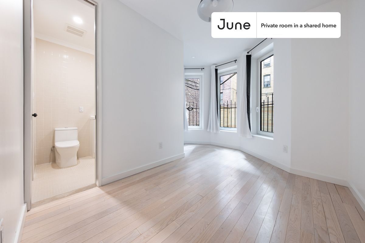 Building Photo - Room in Shared 4 bed/2 bath home in Ditmas Park