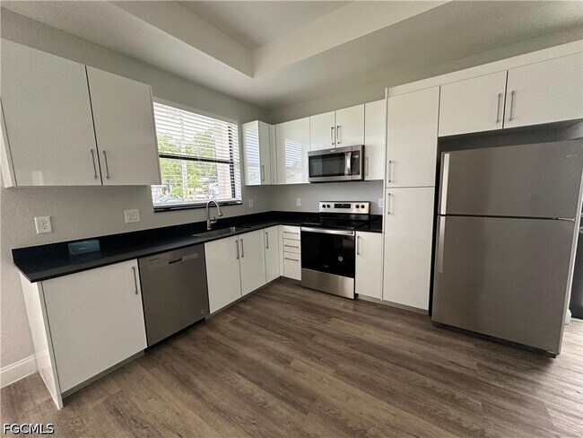 Building Photo - 134 Viewpoint Dr