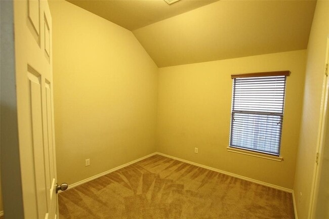 Building Photo - 4510 Long Creek Dr