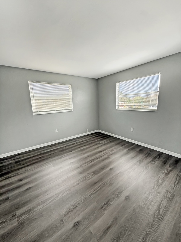 Building Photo - 2505 Hanson St