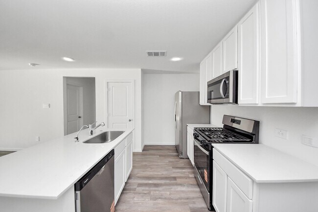 Building Photo - 14315 Leafy Willow Dr