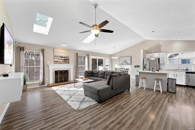 Primary Photo - 202 Oxford Ave