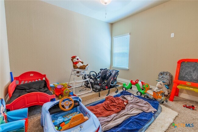 Building Photo - 1722 Village Springs