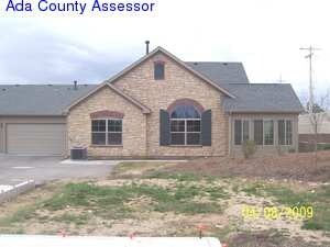 Building Photo - The Orchards at Cloverdale