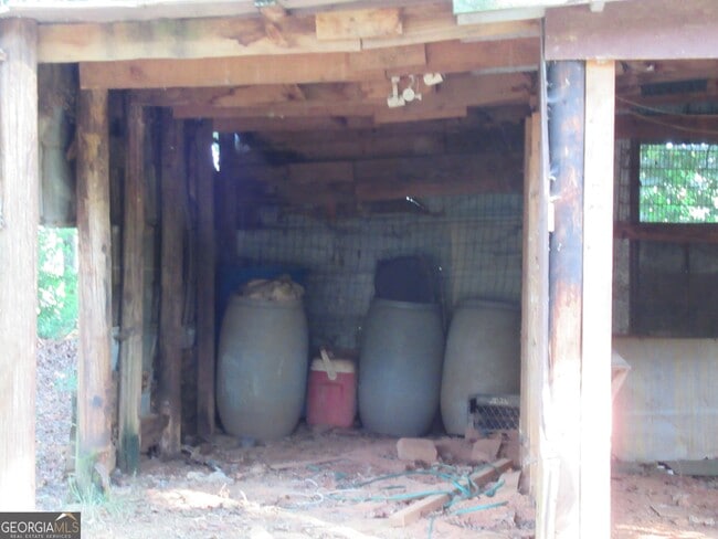 Building Photo - 1379 Sam Craven Rd