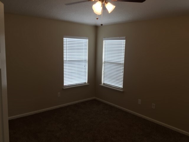 Building Photo - 6285 Pendragon Pl