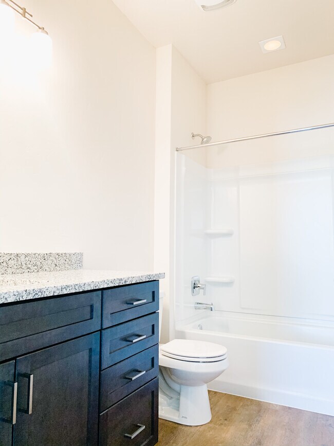 Building Photo - 1200 E 4500 S