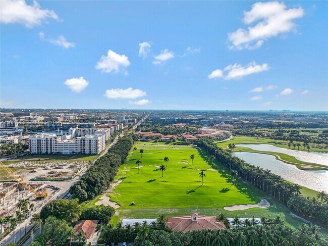 Building Photo - 5300 Paseo Blvd