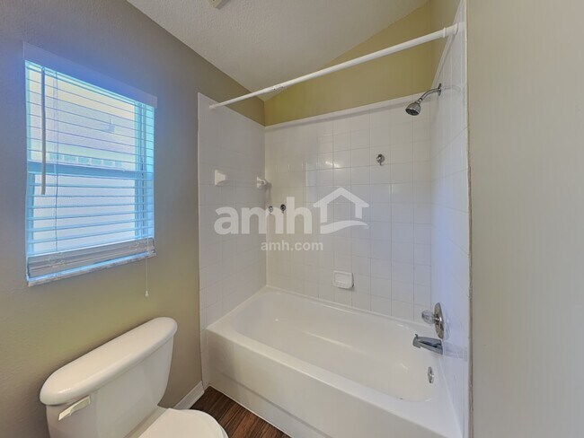 Building Photo - 5831 Wrenwater Dr