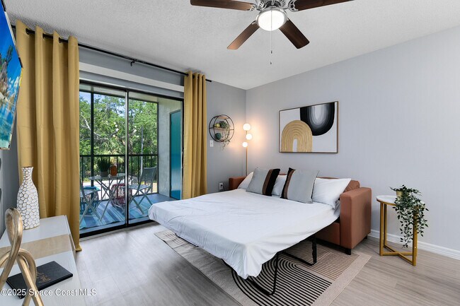 Building Photo - 3165 South St