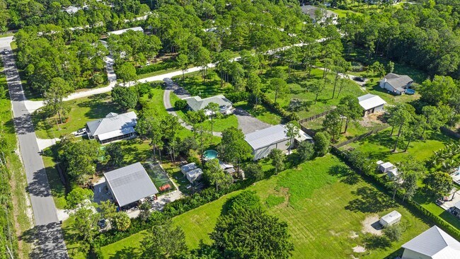 Building Photo - 12904 159th St N