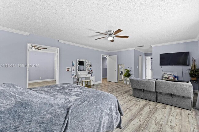 Building Photo - 6627 Rainwood Cove Ln