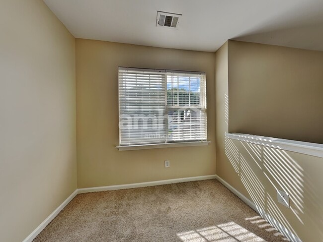 Building Photo - 5729 Brookfield Pointe Dr