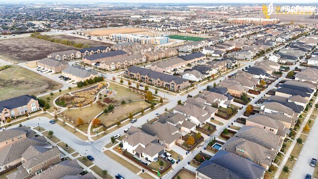 Building Photo - What's special