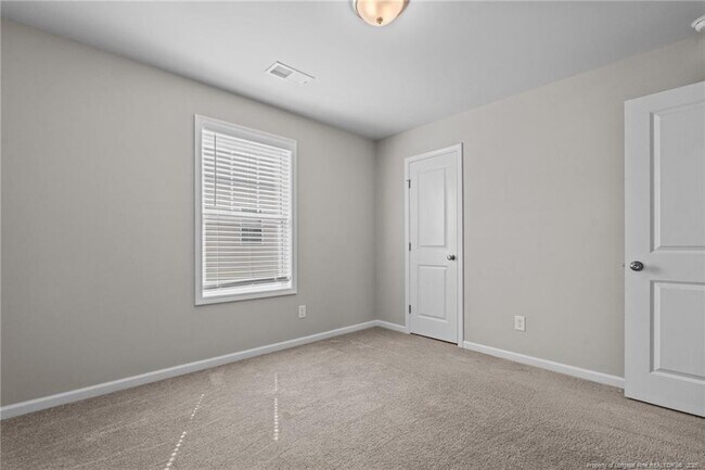 Building Photo - 205 Abercorn Wy