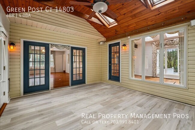 Building Photo - Green Post Ct 14803-