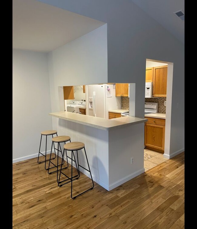 Building Photo - 44783 Marigold Dr