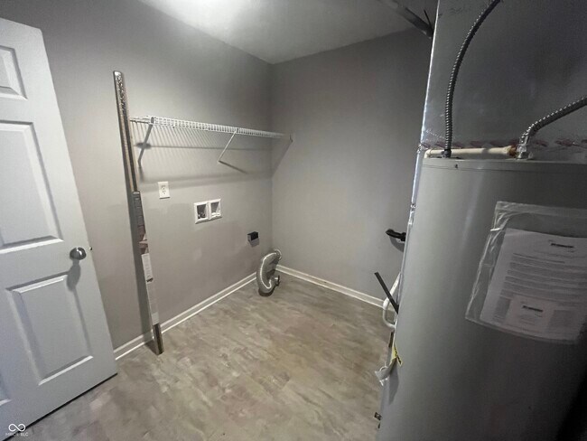 Building Photo - 809 Blackberry Dr